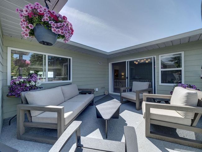 206 - 1585 Field Rd, Townhouse with 3 bedrooms, 2 bathrooms and 2 parking in Sechelt BC | Image 31