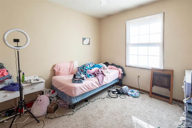 2556 Candlecrest Cir, Condo with 5 bedrooms, 3 bathrooms and null parking in Manhattan KS | Image 16