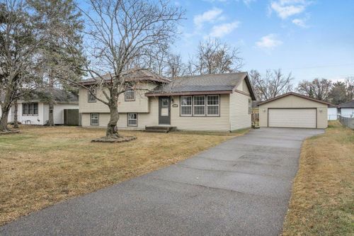 2862 116th Ave Nw, Coon Rapids, MN, 55433-2842 | Card Image