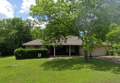 402 S 4th St, Grandview, TX, 76050-2124 | Card Image
