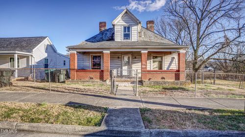 617 Fairview St, Bristol, VA, 24201-4626 | Card Image