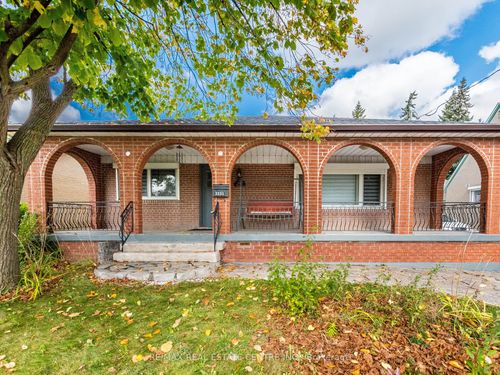 3331 Etude Dr, Mississauga, ON, L4T1T4 | Card Image