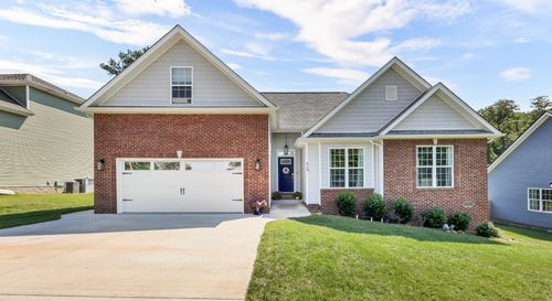 432 Hawkins Rd, Clarksville, TN, 37040-4428 | Card Image
