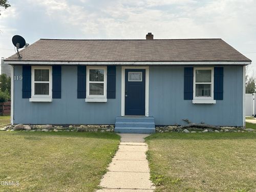 119 4th Ave E, Ray, ND, 58849-4996 | Card Image