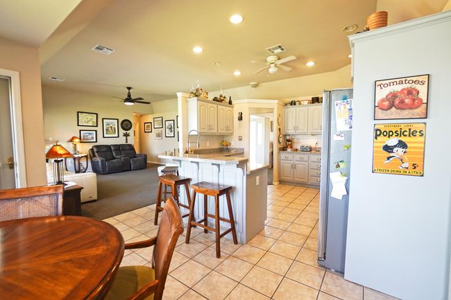 Kitchen | Image 15