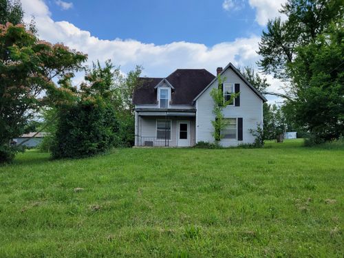 702 Redwood Dr, New Bloomfield, MO, 65063-5424 | Card Image