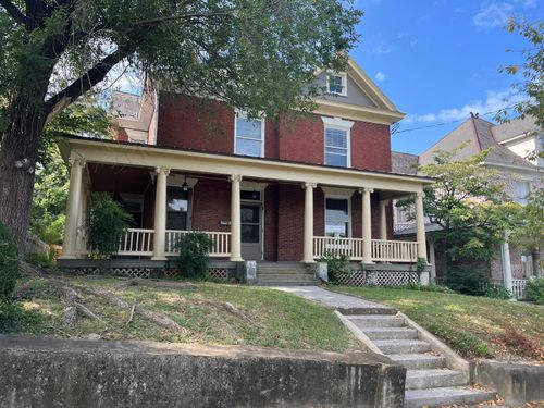 430 Day Ave Sw, Roanoke, VA, 24016-3916 | Card Image