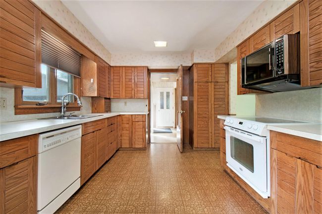 8740 Gray Rd, House other with 7 bedrooms, 2 bathrooms and null parking in Baroda MI | Image 13