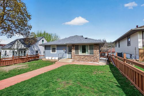 4233 Quincy St Ne, Columbia Heights, MN, 55421-2942 | Card Image
