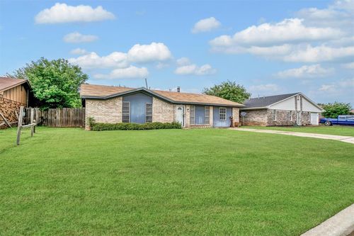 601 Libra St, Altus, OK, 73521-7352 | Card Image