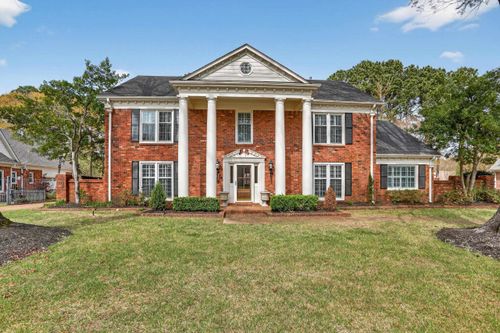 2243 W Glenalden Dr, Germantown, TN, 38139-5426 | Card Image