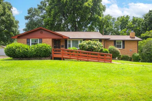 712 Robert Burns Dr, Nashville, TN, 37217-2319 | Card Image