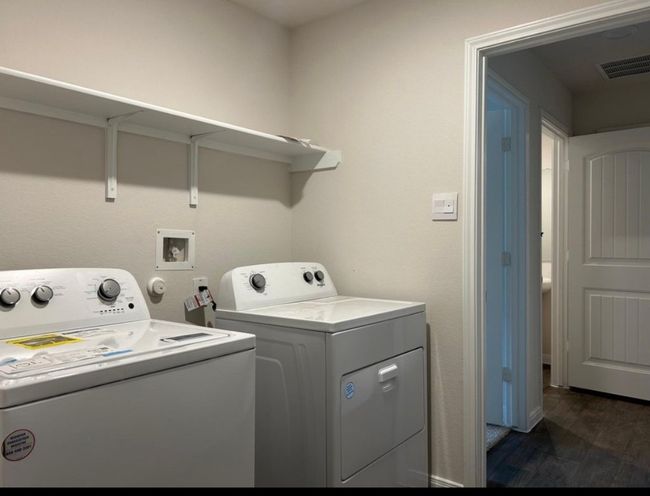 1313 Camden Ln, House other with 4 bedrooms, 3 bathrooms and 4 parking in Lockhart TX | Image 19