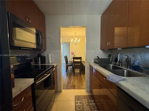 apt-409-1811 Jefferson St, Hollywood, FL, 33020-5493 | Card Image