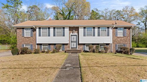 2369 6th St Nw, CENTER POINT, AL, 35215-3207 | Card Image