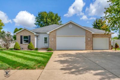 358 Cardinal Drive, House other with 3 bedrooms, 2 bathrooms and 3 parking in Manteno IL | Image 1