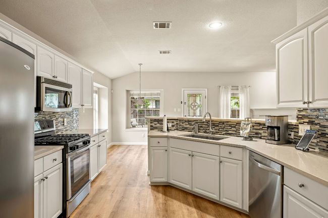 10804 N Canoa Hills Trl, House other with 3 bedrooms, 2 bathrooms and 2 parking in Austin TX | Image 12