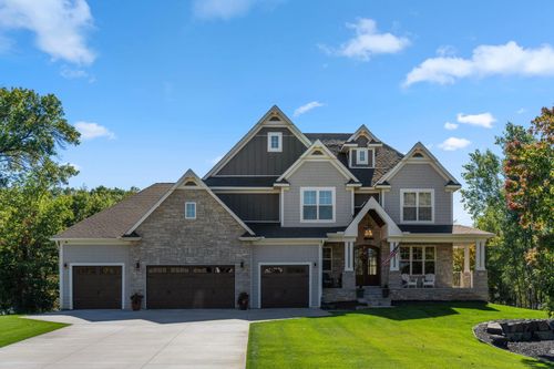 4624 141st Ln Ne, Ham Lake, MN, 55304-2880 | Card Image