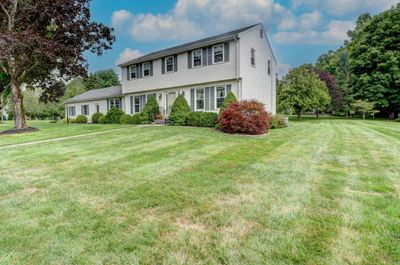 137 Winesap Road, House other with 4 bedrooms, 2 bathrooms and 6 parking in Berlin CT | Image 3