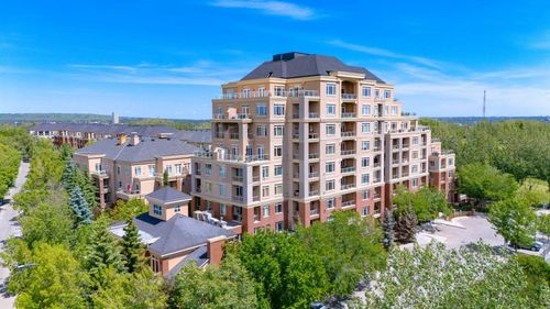 3804-24 Hemlock Cres Sw, Calgary, AB, T3C2Z1 | Card Image