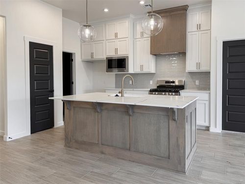 4364 Ranchwood Dr, Edmond, OK, 73025 | Card Image