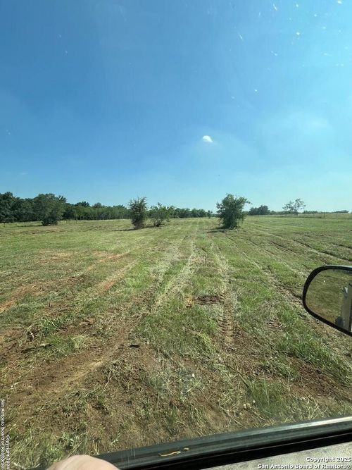 unit-b-5986 Fm 1107, Stockdale, TX, 78160-6368 | Card Image