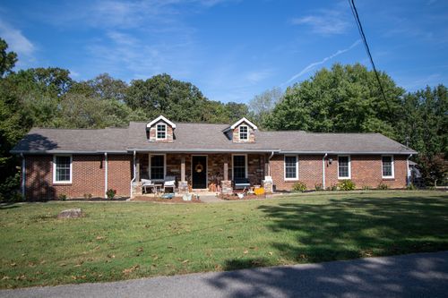 253 Woodlands Dr, Kingston Springs, TN, 37082-9007 | Card Image