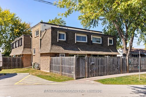 304-5 Viking Crt, Grimsby, ON, L3M3T8 | Card Image