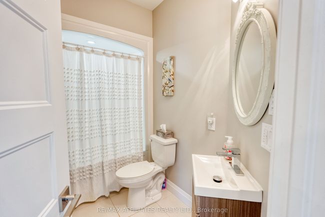 23 Tudor Cir, House other with 3 bedrooms, 3 bathrooms and 6 parking in Lombardy ON | Image 25