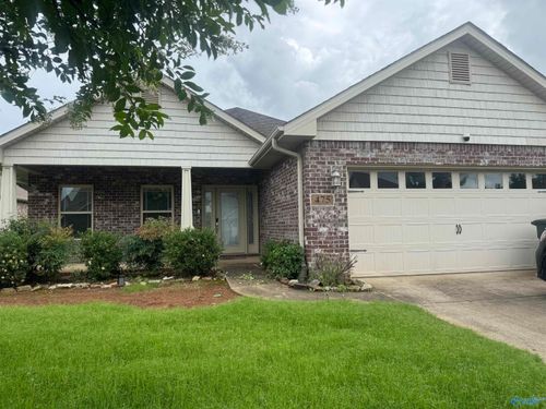475 E Mossyleaf Dr Sw, Huntsville, AL, 35824-4072 | Card Image