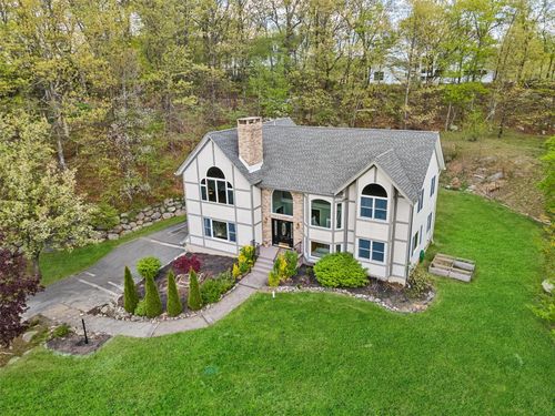 24 Table Rock Rd, Tuxedo Park, NY, 10987-4720 | Card Image