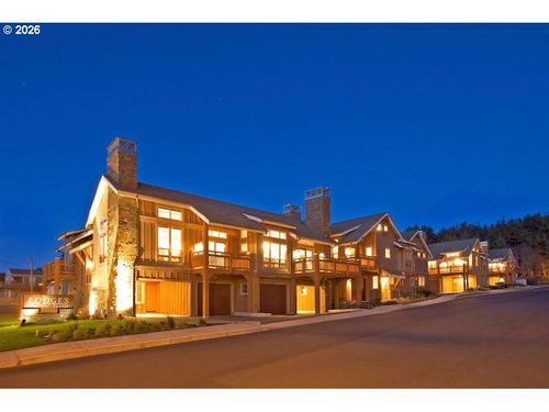 c1-d-132 E Surfcrest Ave, Cannon Beach, OR, 97110-3221 | Card Image