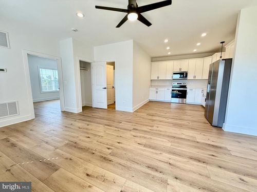 398 Lantz Rd, EDINBURG, VA, 22824-3076 | Card Image