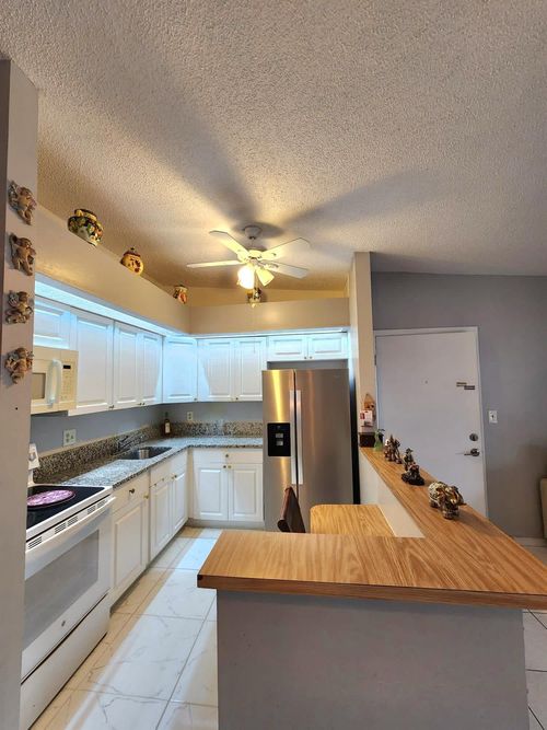 213-9759 W Mcnab Rd, Tamarac, FL, 33321-3333 | Card Image