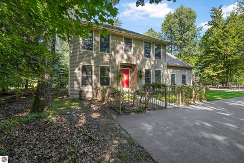 3299 Holiday Village Rd, Traverse City, MI, 49686-6300 | Card Image