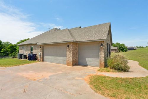 5709 Asheville Way, Choctaw, OK, 73020 | Card Image