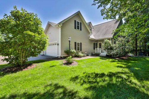 9 Partridge Ln, Atkinson, NH, 03811-2470 | Card Image