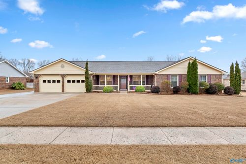 2209 Lugenia Drive, Huntsville, AL, 35803 | Card Image