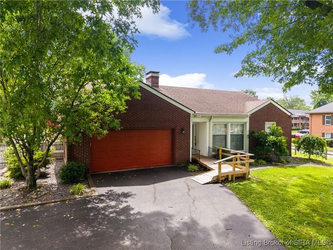 1407 Slate Run Rd, Home with 3 bedrooms, 3 bathrooms and null parking in New Albany IN | Image 4