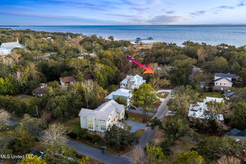 408 Ruskin Ave, Ocean Springs, MS, 39564-4541 | Card Image