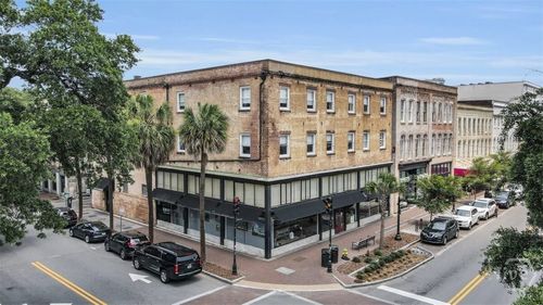 3012-310 W Broughton St, savannah, GA, 31401-3216 | Card Image