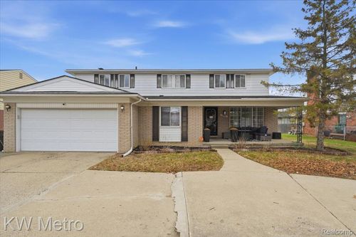 29450 Sharon Ln, Southfield, MI, 48076-5262 | Card Image