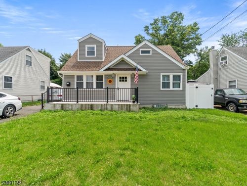 19 Wolf Dr, Trenton, NJ, 08610-1117 | Card Image