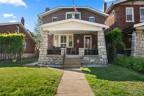 5221 S Broadway, Saint Louis, MO, 63111-2020 | Card Image