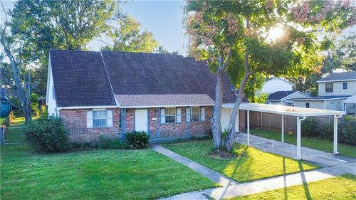 404 Lacour Dr, La Place, LA, 70068-3414 | Card Image