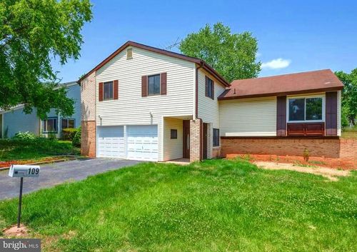 109 Biscayne Ct, STERLING, VA, 20164-1104 | Card Image