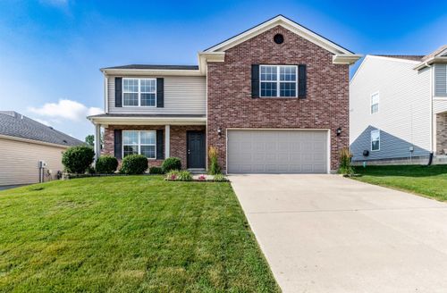 823 Groveview Ct, Evansville, IN, 47711-1922 | Card Image