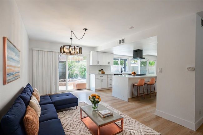 Virtual staging dining area | Image 8