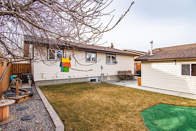 8 Broughton Cres, House detached with 4 bedrooms, 2 bathrooms and 4 parking in Red Deer AB | Image 7