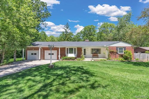 2133 Ferry Rd, Grand Island, NY, 14072-3045 | Card Image